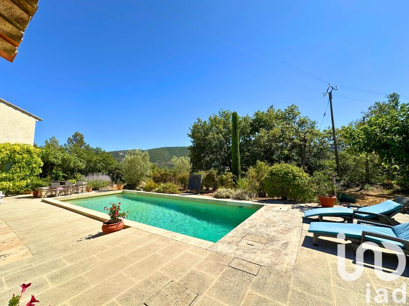 Maison - 200 m² - 6 pièces