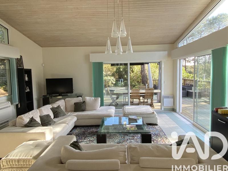 Maison - 111 m² - 5 pièces