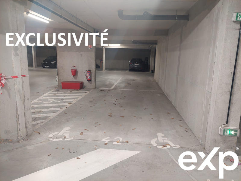 Parking / Garage - 15 m²