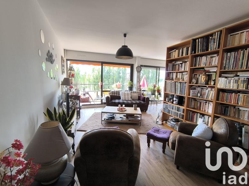 Appartement - 99 m² - 5 pièces