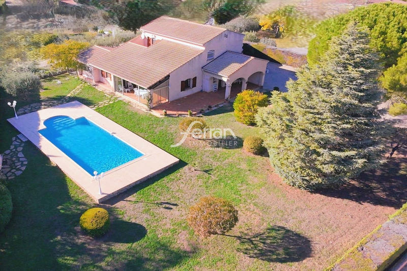 Maison - 186 m² - 7 pièces