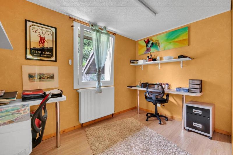 Villa - 167 m² - 6 pièces