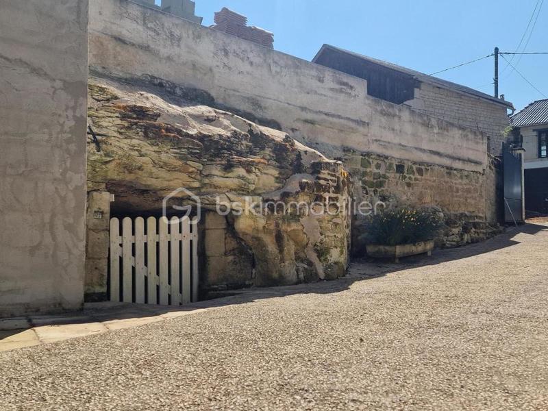 Maison - 283 m² - 8 pièces