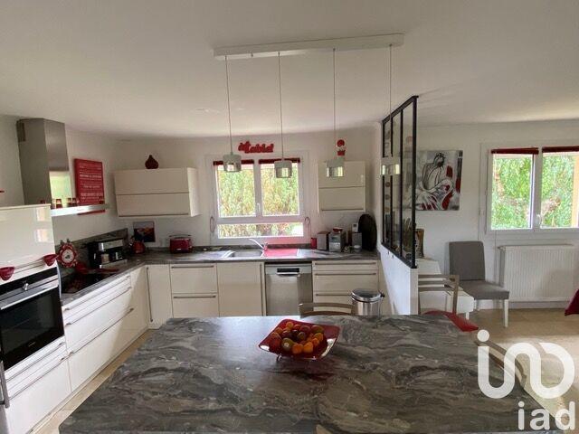 Maison - 123 m² - 4 pièces