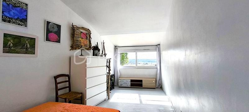 Maison - 135 m² - 4 pièces