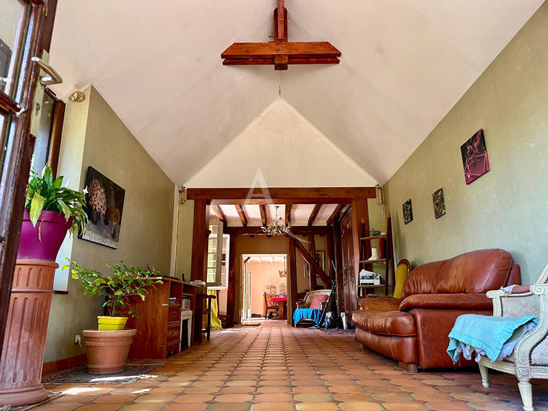 Maison - 170 m² - 8 pièces