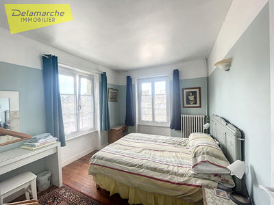 Maison - 88 m² - 6 pièces