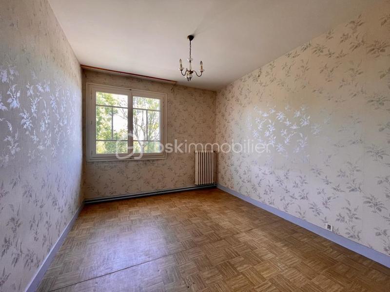 Maison - 180 m² - 7 pièces