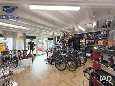 Local commercial - 81 m²