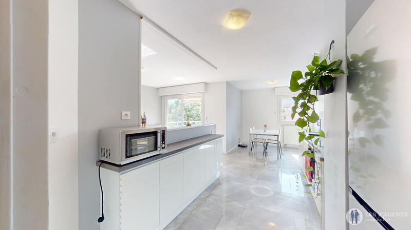 Appartement - 76 m² - 4 pièces