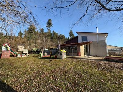 Maison traditionnelle - 129 m² - 5 pièces