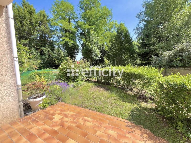 Appartement - 90 m² - 4 pièces