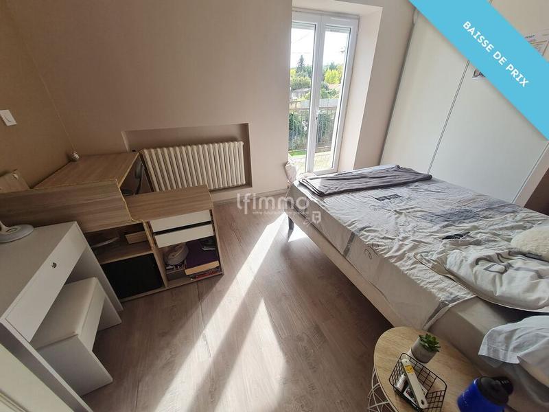 Maison - 212 m² - 9 pièces