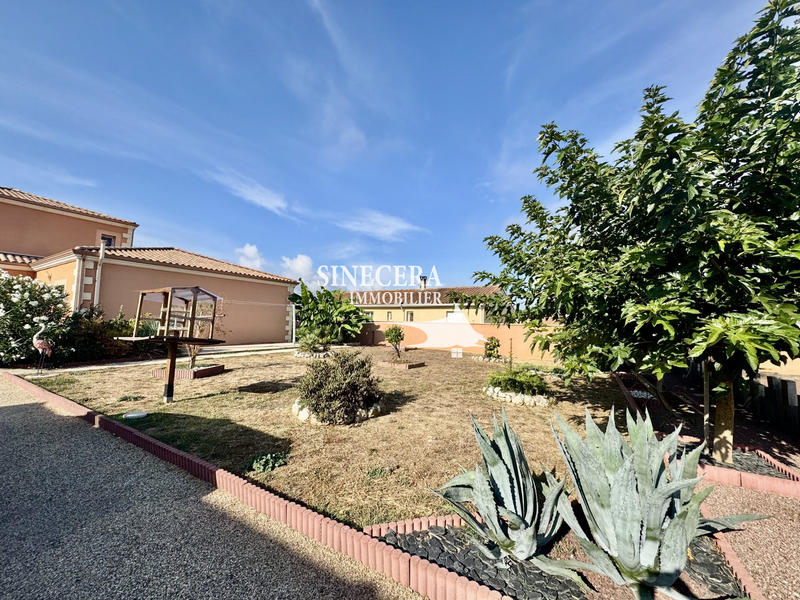 Maison - 224 m² - 9 pièces