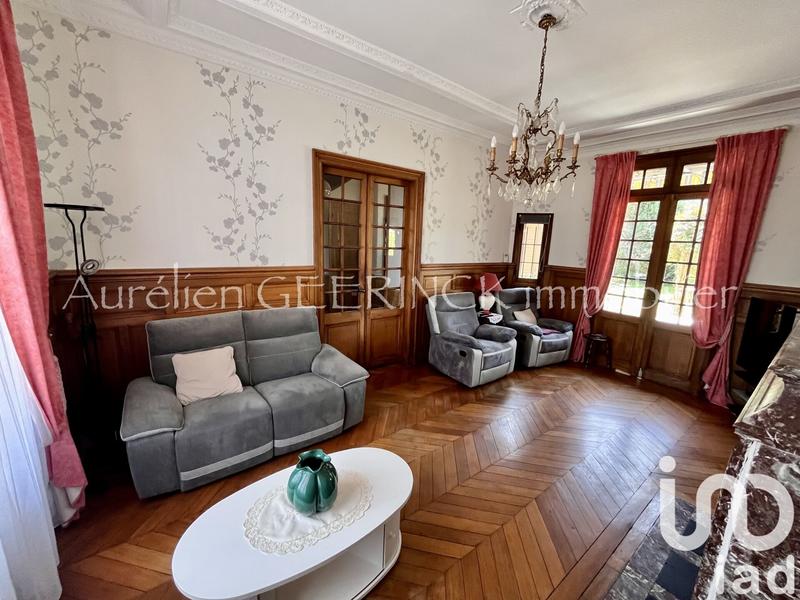 Maison - 268 m² - 6 pièces