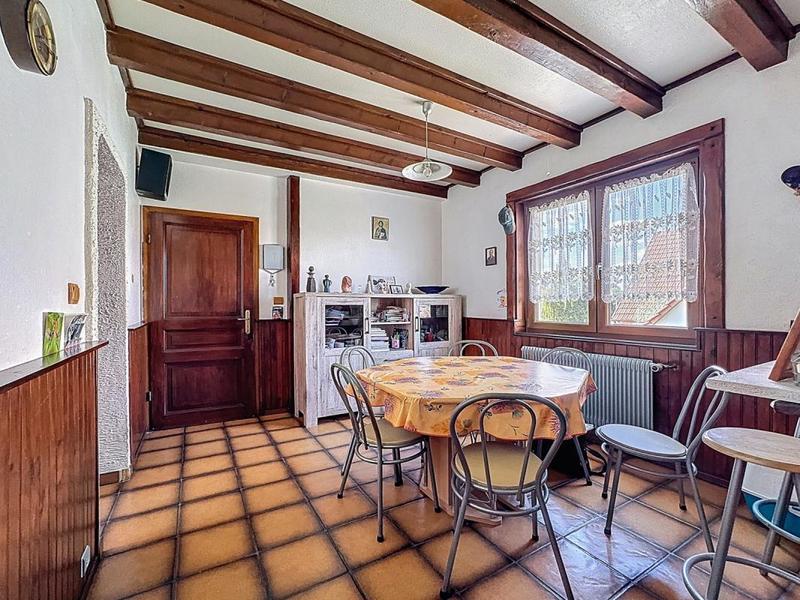 Maison - 181 m² - 9 pièces