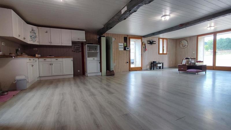 Maison - 140 m² - 8 pièces