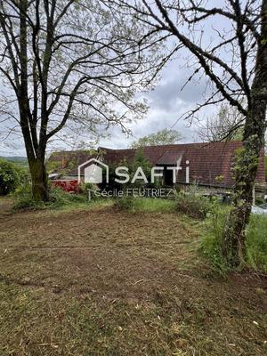 Maison - 205 m² - 7 pièces