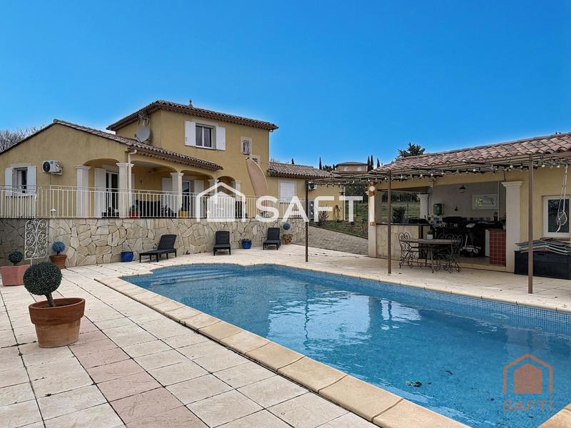 Villa - 140 m² - 4 pièces