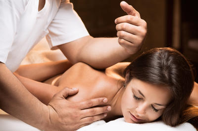Languedoc Retreats/ chalet massage