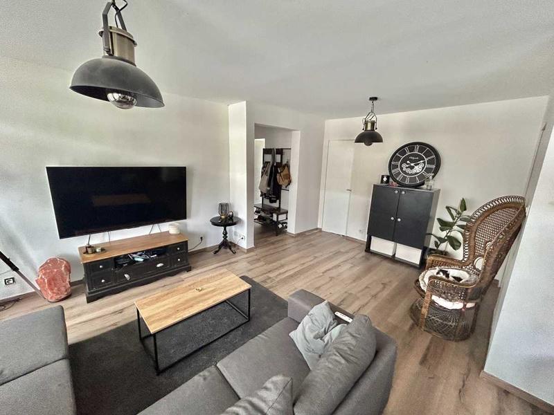 Appartement - 82 m² - 4 pièces