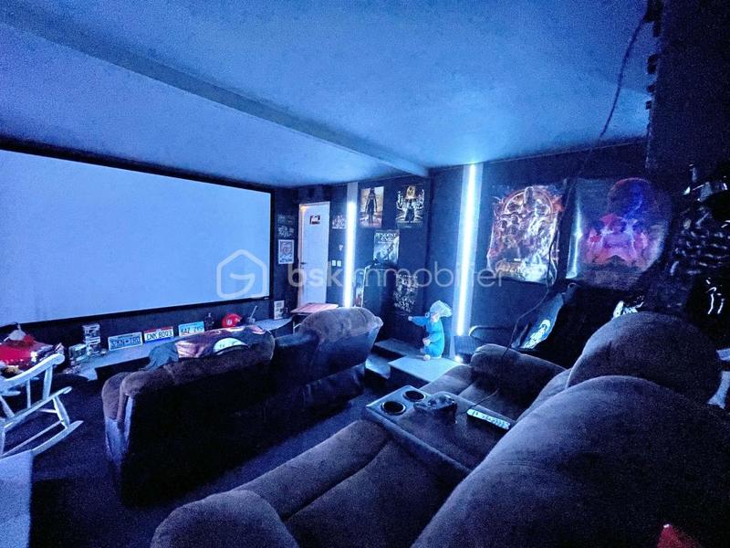 Maison - 140 m² - 5 pièces