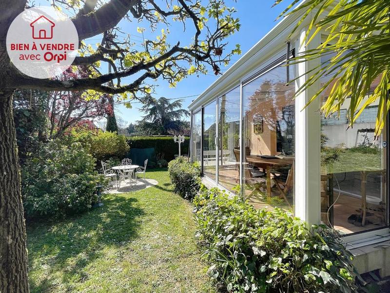 Maison - 102 m² - 4 pièces