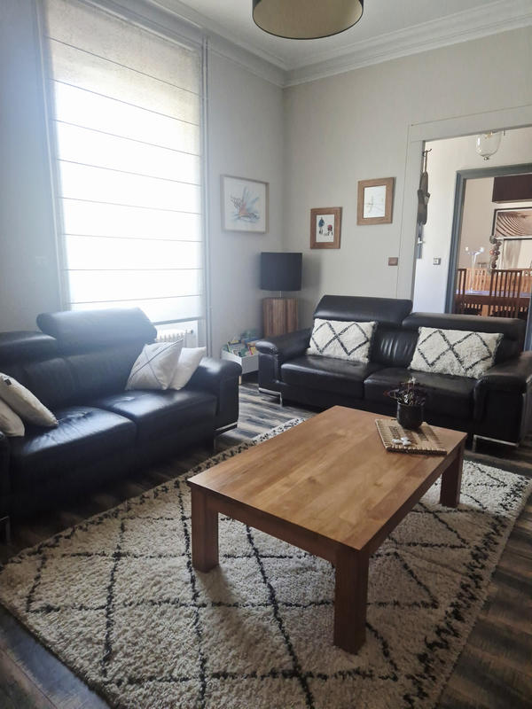 Maison - 219 m² - 8 pièces