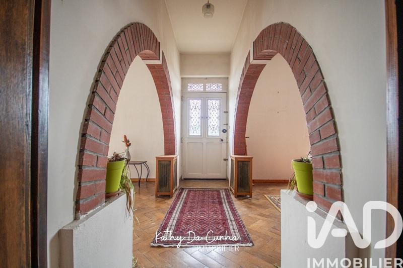 Maison de maîtres - 246 m² - 10 pièces