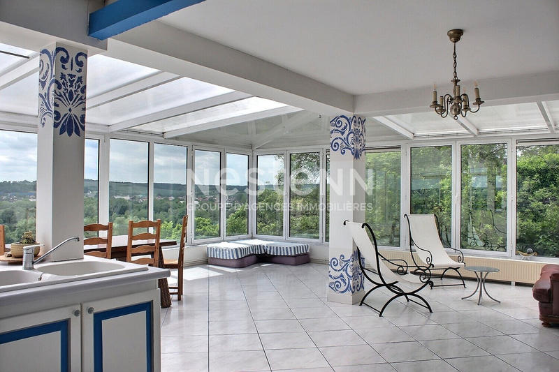 Maison - 140 m² - 6 pièces