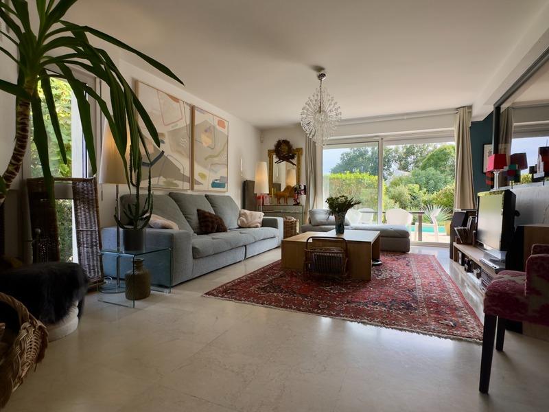 Maison - 162 m² - 7 pièces