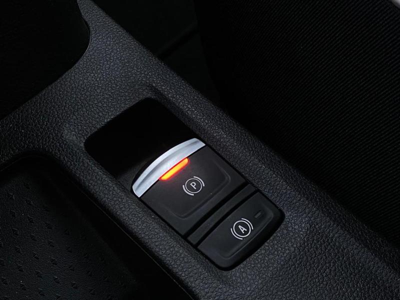 Renault Captur Tce 90 cv techno clim caméra CarPlay Gps Bluetooth 1 ère main