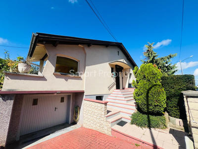 Maison - 92 m² - 5 pièces