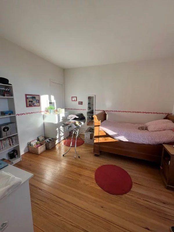 Maison - 200 m² - 9 pièces