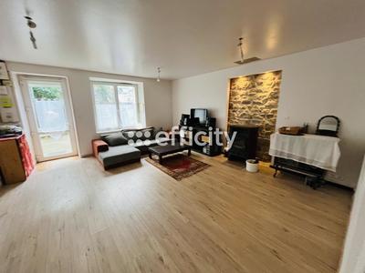 Maison - 98 m² - 4 pièces