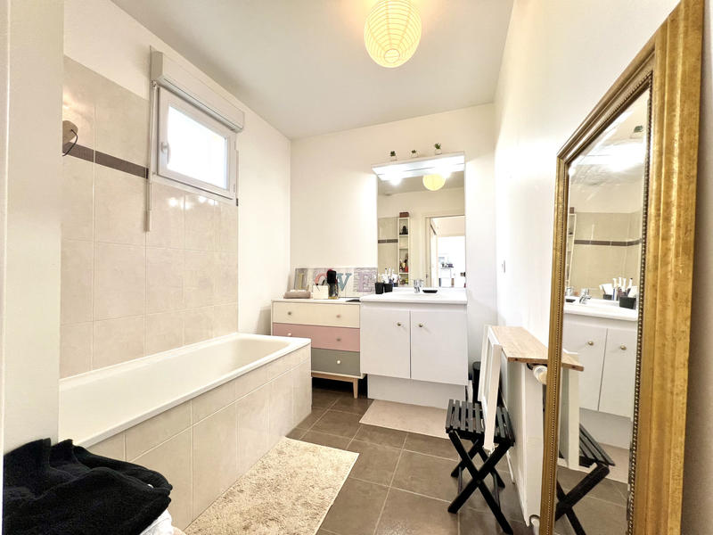 Maison - 111 m² - 5 pièces