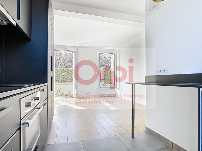 Studio - 26 m² - 2 pièces