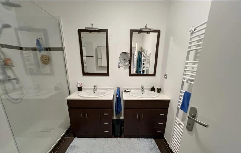 Appartement - 90 m² - 3 pièces