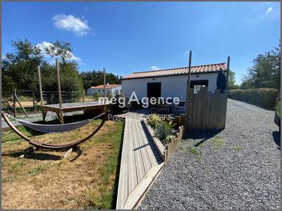 Maison - 80 m² - 3 pièces