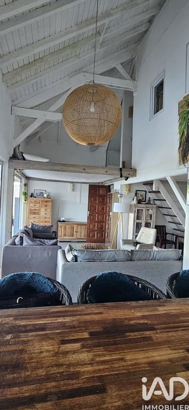 Maison - 139 m² - 8 pièces