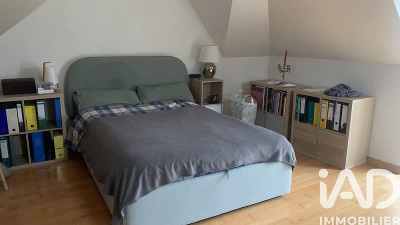 Maison - 256 m² - 9 pièces