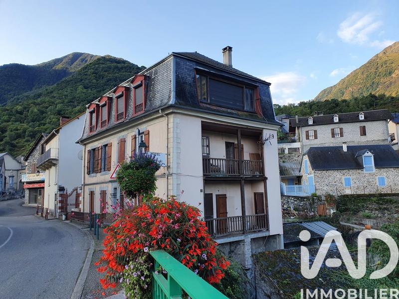 Maison - 176 m² - 7 pièces