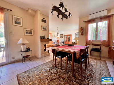 Villa - 163 m² - 6 pièces