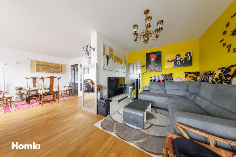 Appartement - 140 m² - 5 pièces