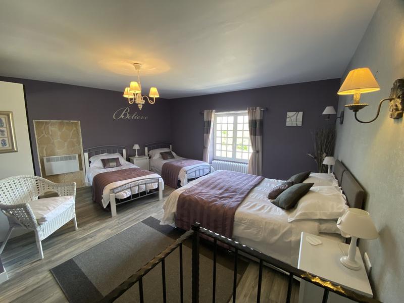 Maison traditionnelle - 265 m² - 8 pièces