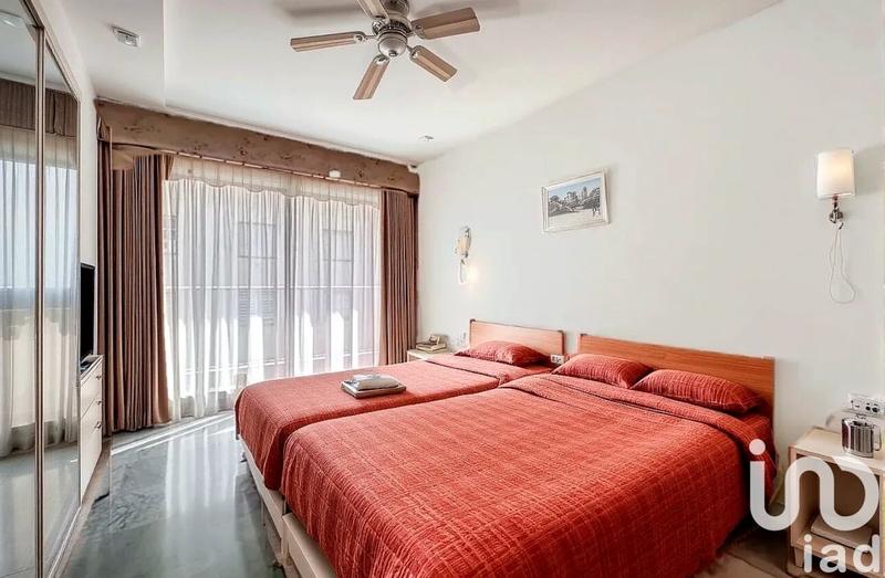 Appartement - 90 m² - 3 pièces