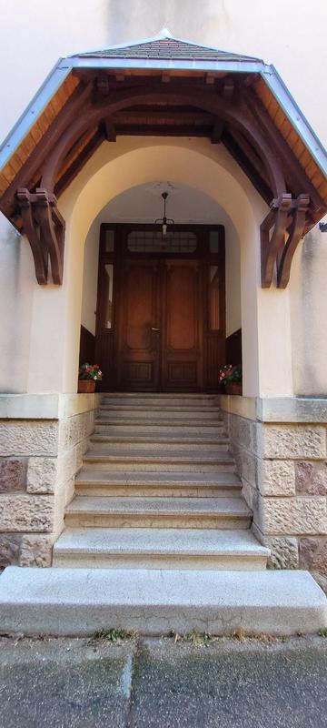 Maison - 160 m² - 8 pièces