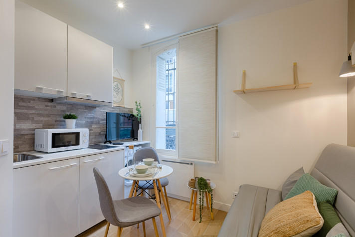 Studio - 15 m² - 1 pièce