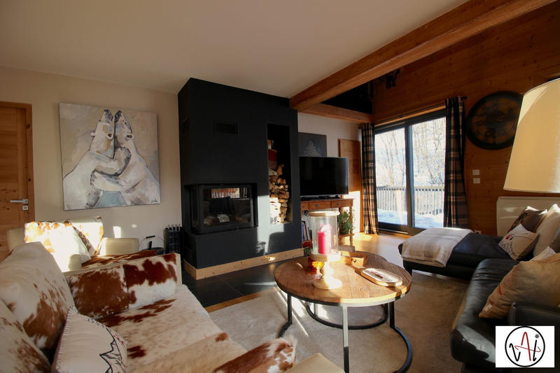 Maison - 168 m² - 9 pièces