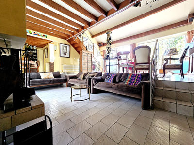 Maison - 170 m² - 7 pièces